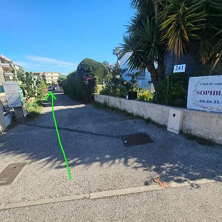 Appartamento Grand F1 De Charme à L'étage D'une